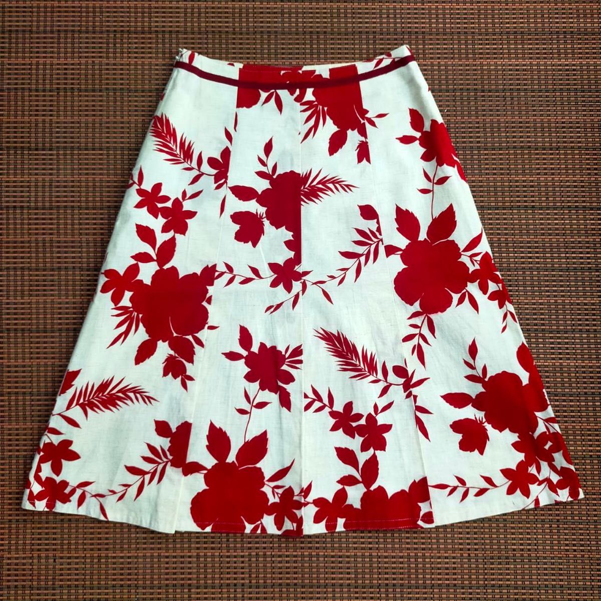 Palvouce 日本製　スカート　膝丈スカート　ロングスカート　花柄　サイズM