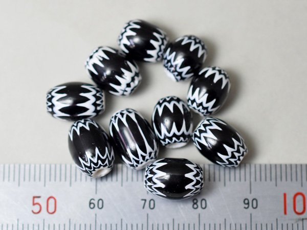 *. hoe . tonbodama *vene Cheer 6 layer sheb long black white small bead beads .. sphere dragonfly sphere antique beads [C19023-P][.]