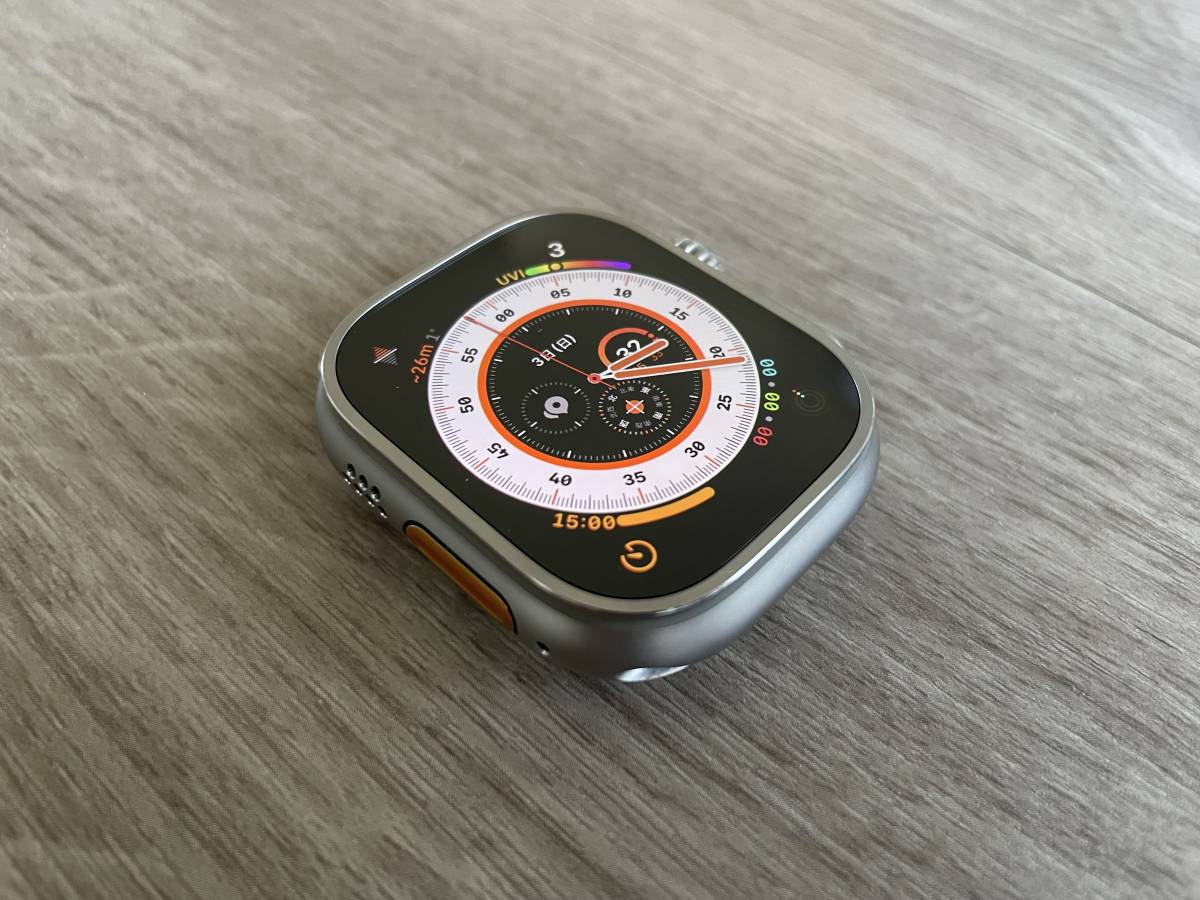【送料無料!!定価124,800円!!】 Apple Watch Ultra（GPS + Cellularモデル) 49mmチタニウムケース ブルー  グレイトレイルループ 時計