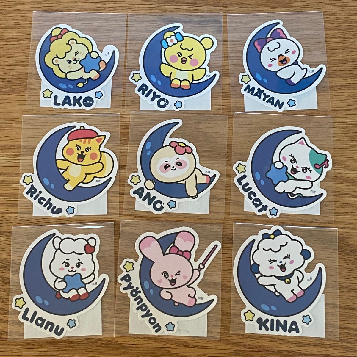 NiziU NIZOO ステッカー シール NiziU / Blue moon /Nizooステッカー全種類セット|Yahoo!フリマ