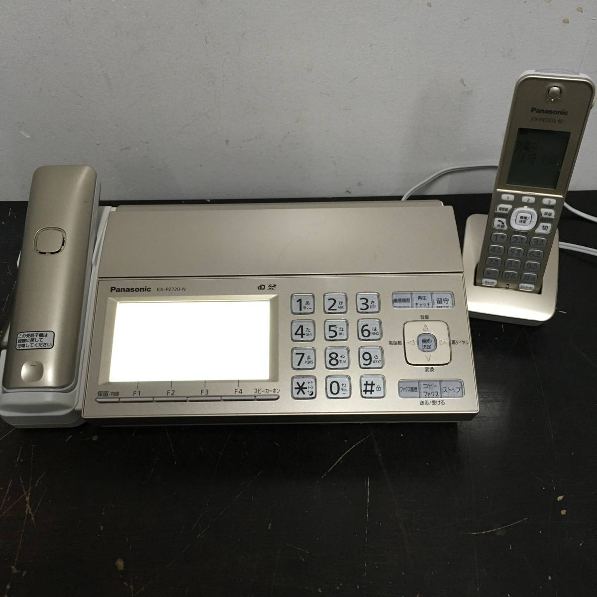 OO43 パナソニック Panasonic コードレスFAX 子機1台付 KX-PZ720
