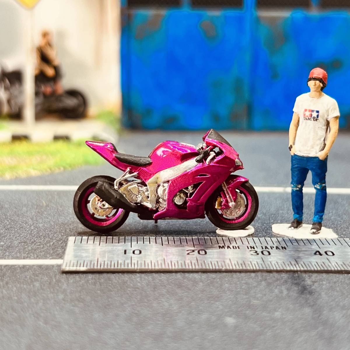 【ZZ-122】1/64 スケール カワサキ Ninja ZX-10R バイク フィギュア ミニチュア ジオラマ ミニカー トミカ_画像2