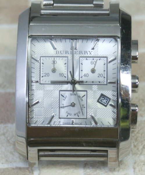 BURBERRY バーバリー 腕時計 メンズ BU1564 クロノグラフ チェック柄 デイト スクエア_画像2