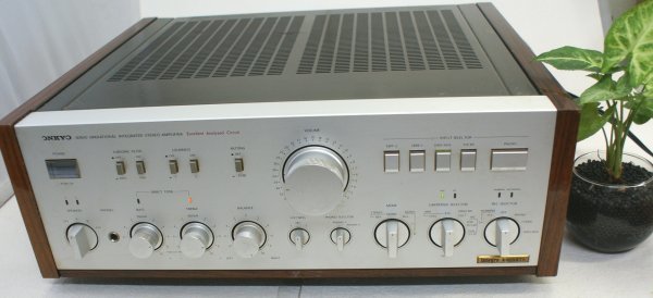 ONKYO Onkyo Integra A-820 GTR pre-main amplifier amplifier ONKYO Onkyo Integra A-820 GTR pre-main amplifier amplifier