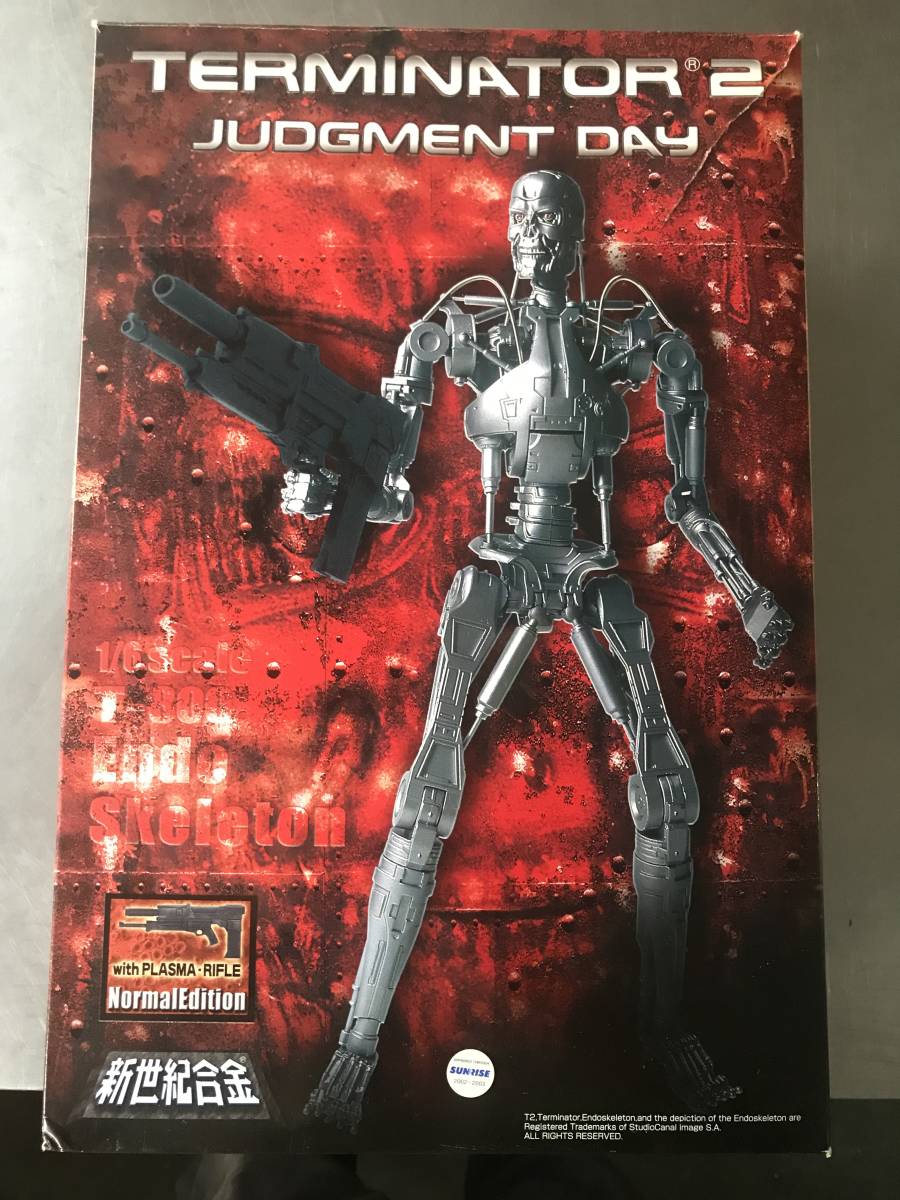 SALE/10%OFF / ノーマルエディション エンドスケルトン T-800 1/6 新