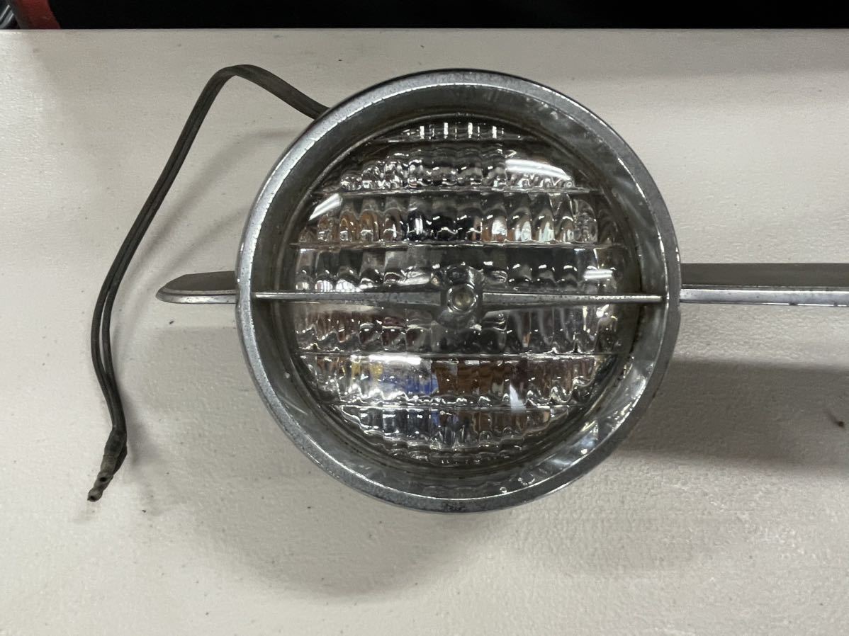 ★ビンテージ FORD Mustang 1965-1966 マスタング GT FOG LIGHTS フォグライト ORIGINAL OEM GRILLE ORNAMENT 通電確認済み 中古品★_画像4