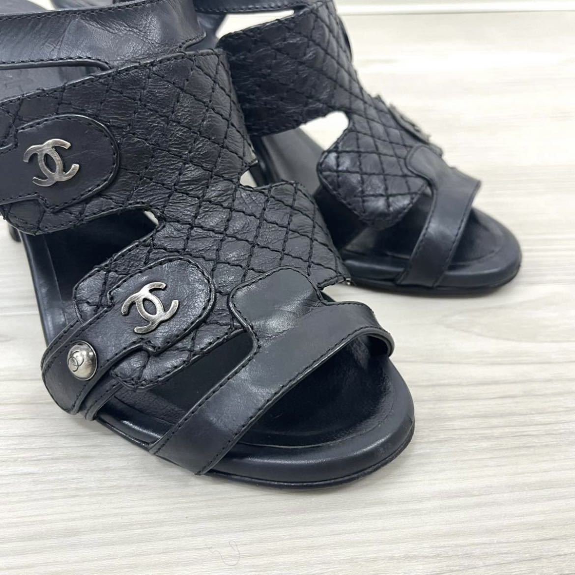 高級 箱付き CHANEL シャネル COCO ココマーク マトラッセ バックストラップ付き レザー ヒール サンダル