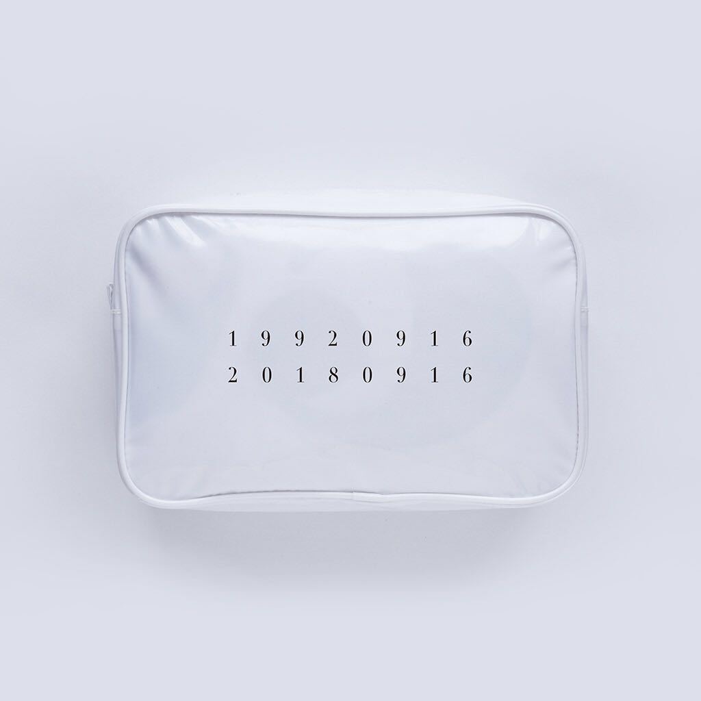 Yahoo!オークション - 期間限定値下げ 新品 未開封 完売品 安室 Yahoo!オークション - 期間限定値下げ 新品 未開封 完売品 安室