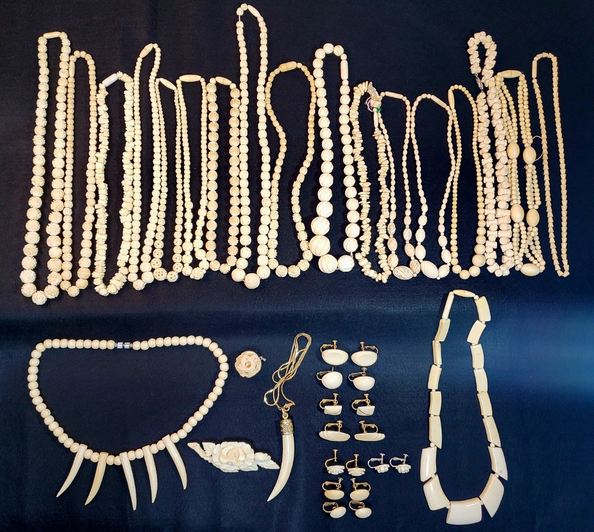 象牙風 一本物 一本牙 無彫刻 古美術 アクセサリー まと... - ヤフオク!