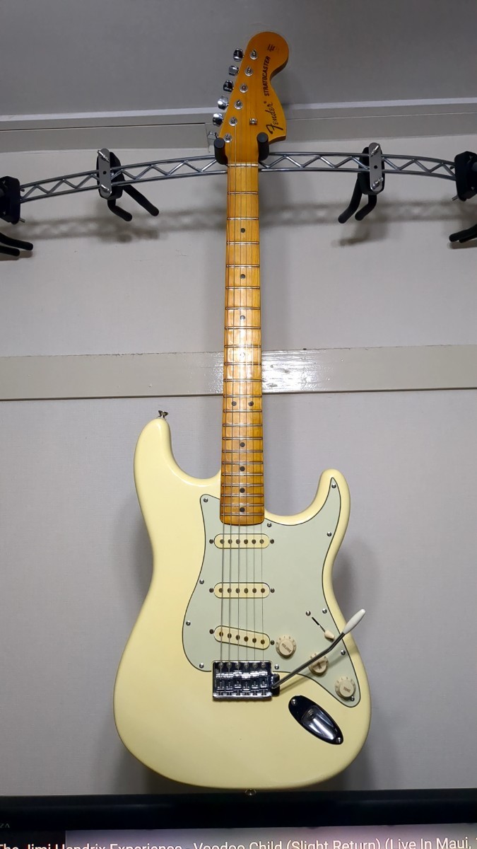 Yahoo!オークション - Fender JAPAN ST68 Qシリアルネック、ボデ...