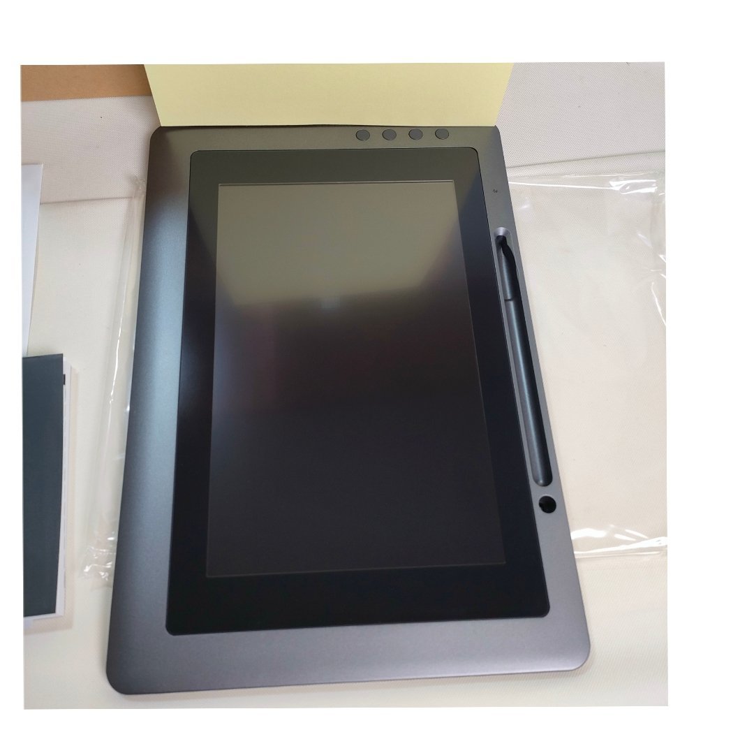 ５　展示品　Wacom フルHD 10.6インチ ワイド液晶タブレット　DTU-1031　欠品有_画像5