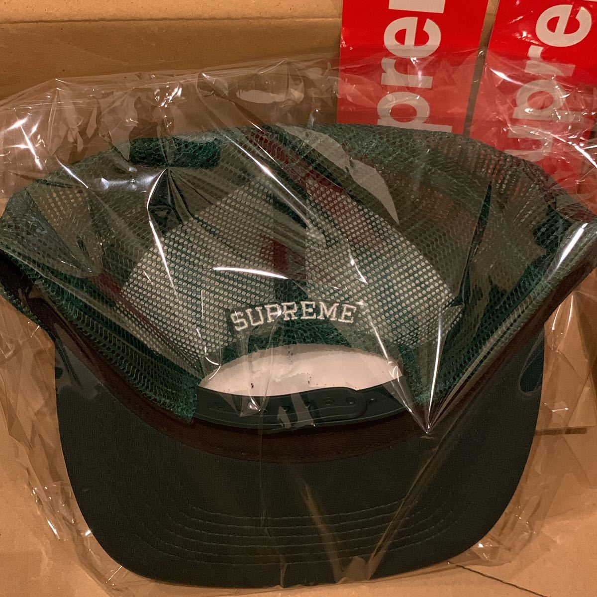 送料無料 Supreme Pin Up Mesh Back 5 Panel シュプリーム メッシュ キャップ パネル バック ピン アップ グリーン