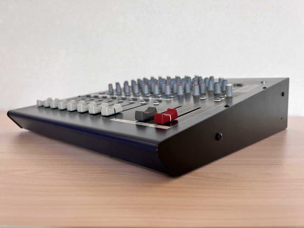 絶版 名機】YAMAHA ヤマハ MG12/4 ☆スタンダードモデル 絶版 名機】YAMAHA ヤマハ MG12/4 ☆スタンダードモデル