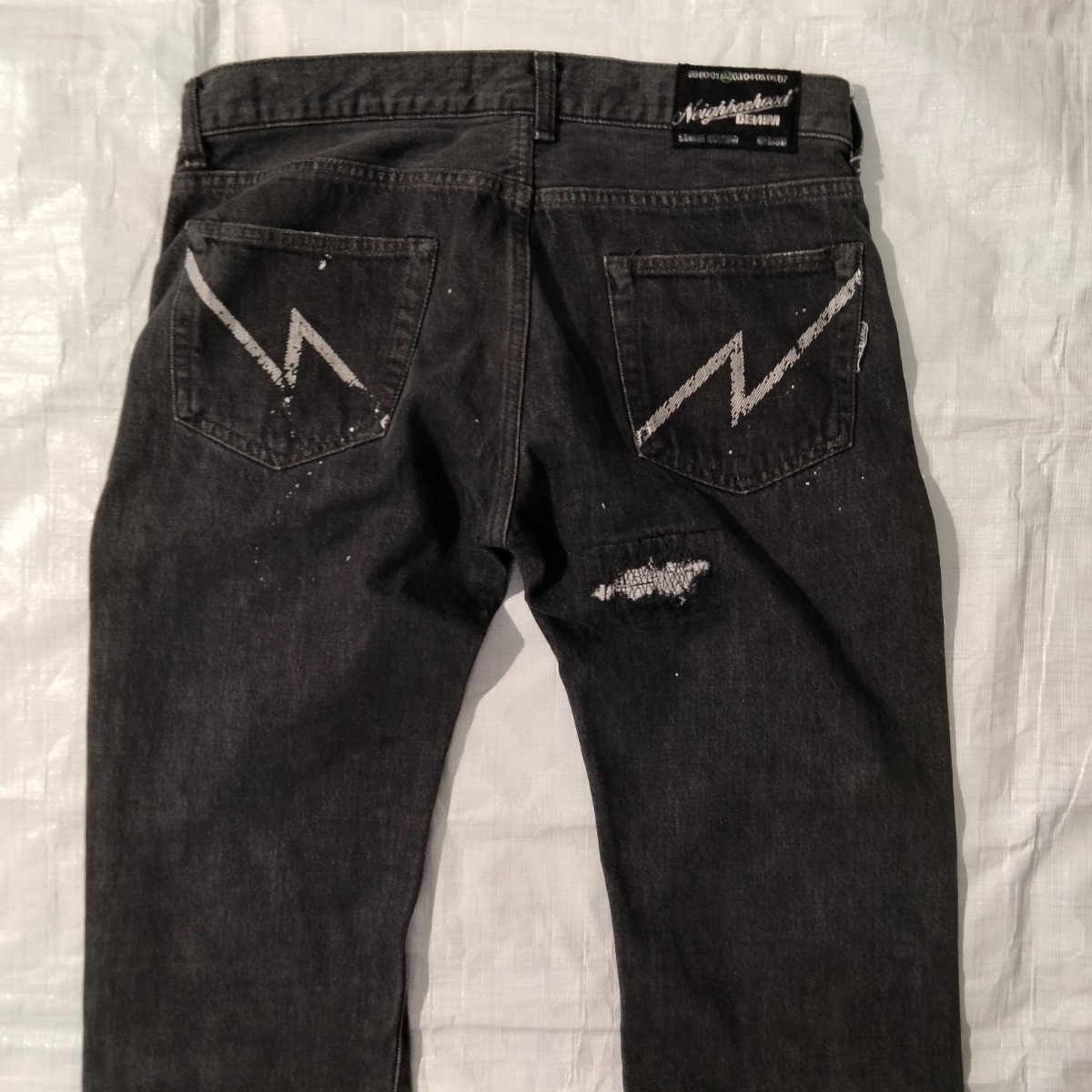 NEIGHBORHOOD　ブラックジーンズ　BLACK jeans DENIM セルビッチ　リペア　ダメージ加工　先染　ネイバーフッド　耳付　黒　ブラックデニム_画像7