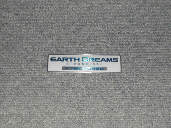 純正■VTEC TURBO EARTH DREAMS エンブレム (プレート型)_画像1