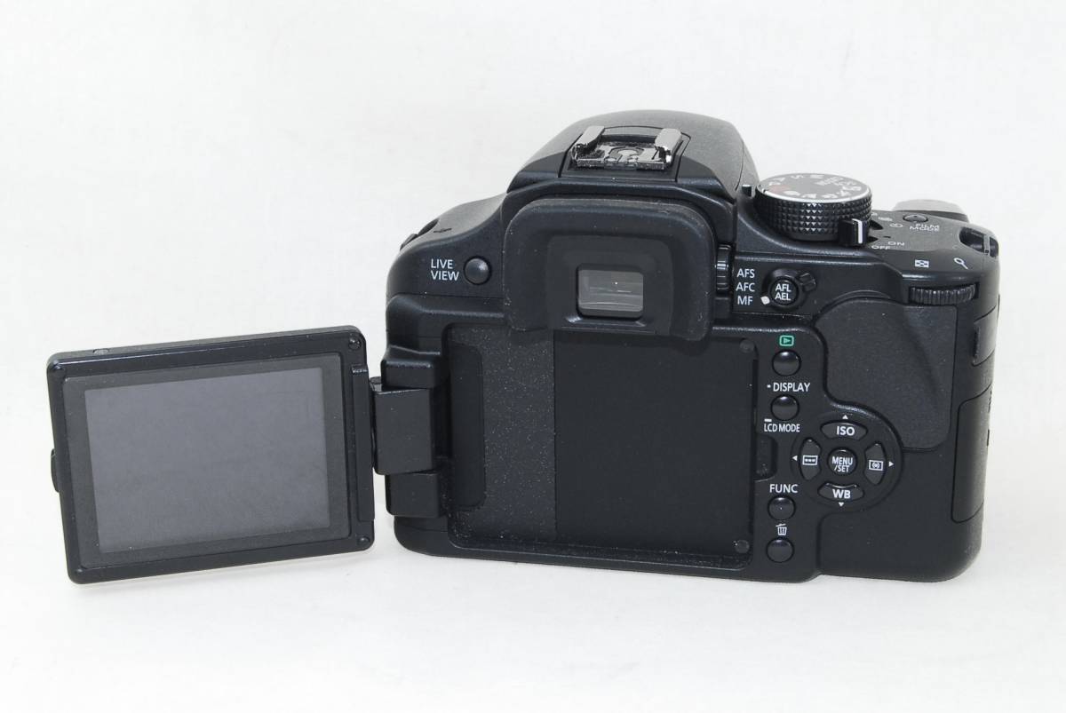 極美品 Panasonic パナソニック LUMIX ルミックス DMC-L10 希少 極美品 Panasonic パナソニック LUMIX ルミックス DMC-L10 希少