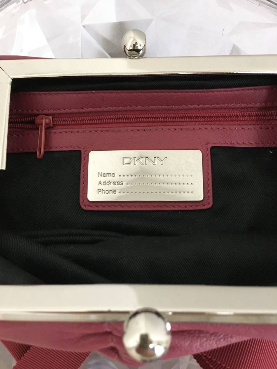  прекрасный товар [DKNY Donna Karan New York ] красный * красный лента * сцепление задний * кожа bo-chi сумка для хранения имеется * обычная цена 3 десять тысяч степени камыш ..