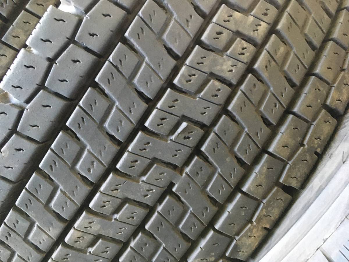 x739-3-9 ☆245/70R19.5 中古4本♪10mm 2019年製 ZEN903ZW スタッドレス　ヨコハマ k160_画像4