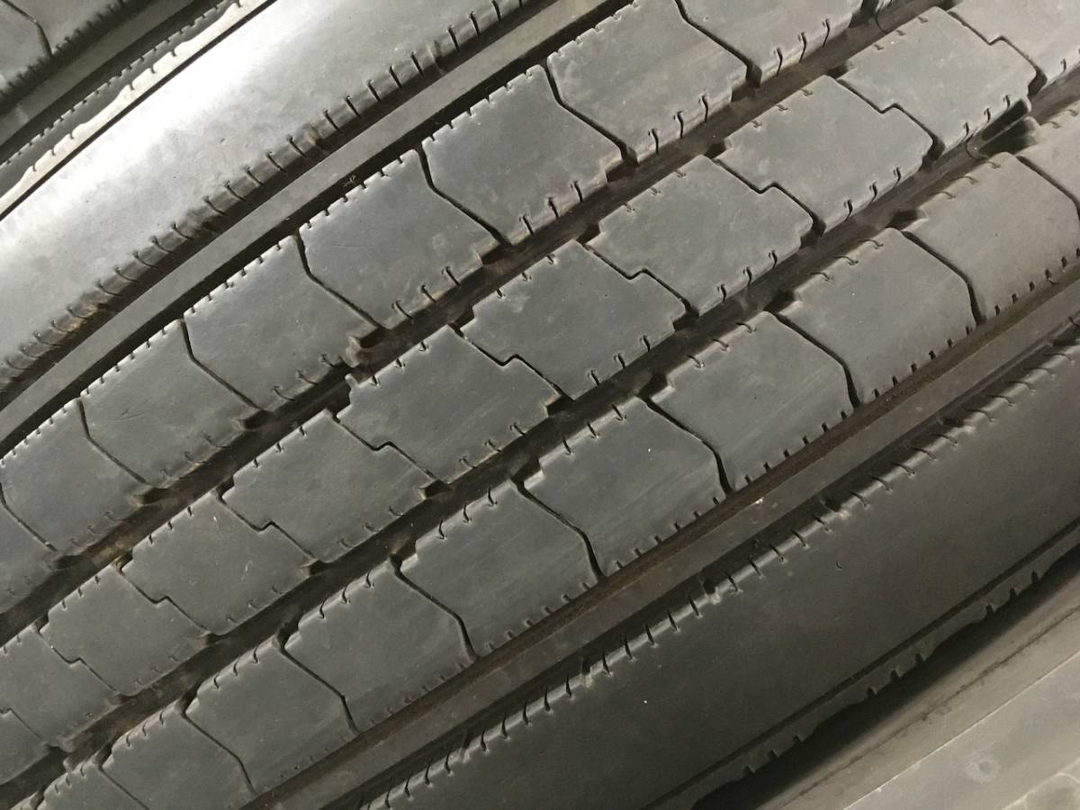 m421-1-4 ☆295/80R22.5 BS R225 中古4本セット！ ブリヂストン for Bus 2017年製！ 　K340_画像3