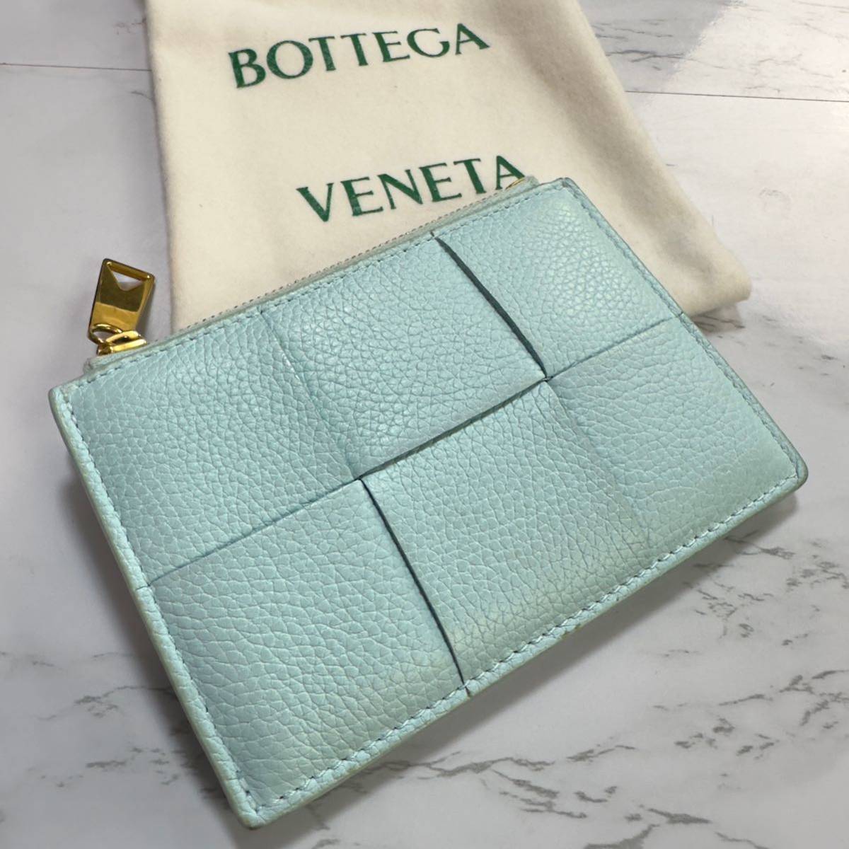 愛用 □極美品□ 1円 BOTTEGA 水色 現行品 シボ革 レザー カセット