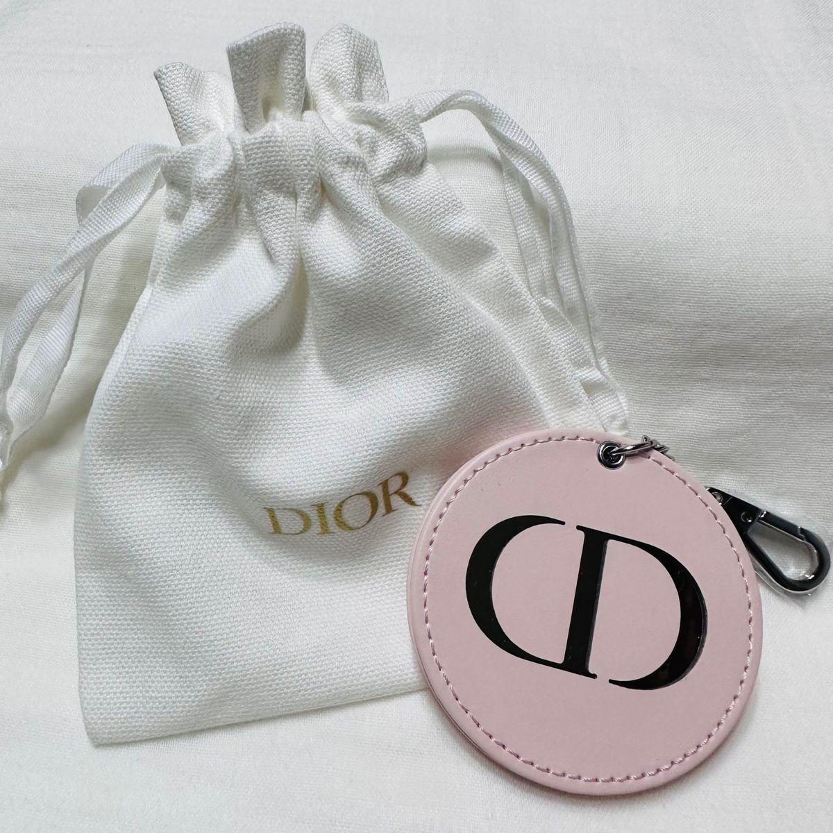 ディオールDior 巾着袋付き ミラー チャーム ピンク ノベルティ - ミラー