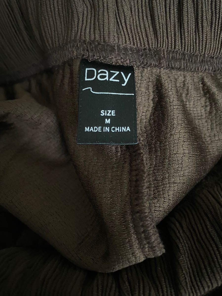 SHEIN  Dazy スラックス　パンツ　レディース　新品未使用品