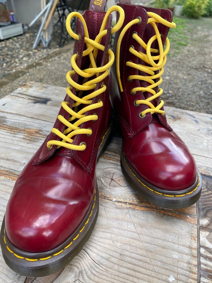 素晴らしい外見 Dr.Martens 8ホールブーツ チェリーレッド UK6 ブーツ