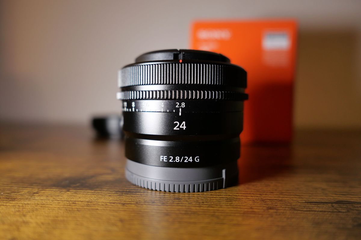 ほぼ新品] SONY FE 24mm F2 8 G SEL24F28G 単焦点 Eマウント フル