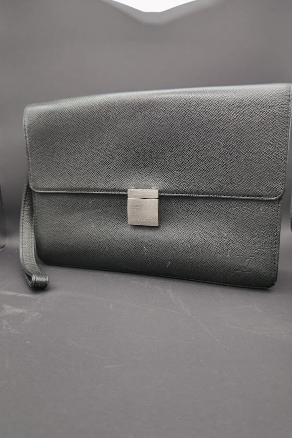 開梱 設置?無料 】 セレンガ タイガ Vuitton Louis セカンドバッグ