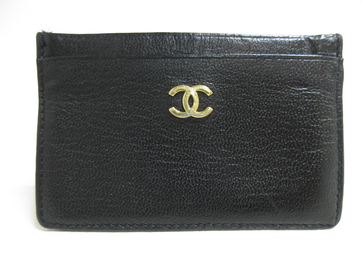 11935◆【SALE】CHANEL シャネル ココマーク CCマーク カードケース/ICカードケース/定期入れ等に 黒 MADE IN SPAIN 中古 USED_画像1