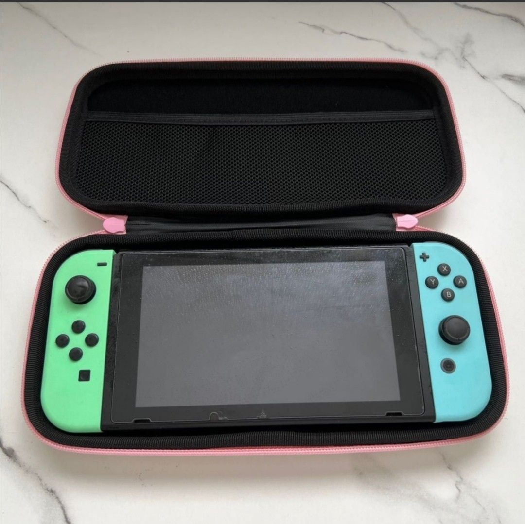 Nintendo Switch収納ケース　スイッチケース 持ち手付　ピンク