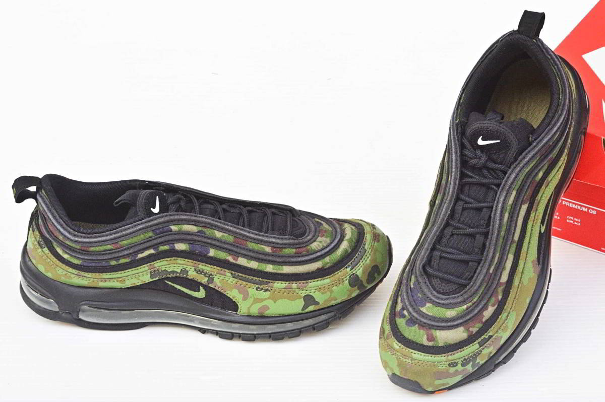 日本限定 NIKE AIR MAX 97 Premium QS AJ 2614 ナイキ・エアマックス　10.5　自衛隊カモ柄＆カモ柄バッチ付　中古 _画像2