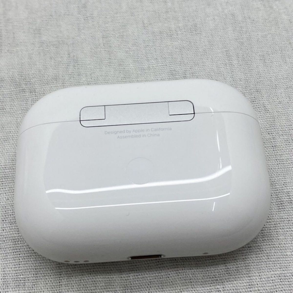 Apple AirPods Pro 第2世代 MQD83J/A ワイヤレスイヤホン 2022年 20490|Yahoo!フリマ(旧PayPayフリマ) Apple AirPods Pro 第2世代 MQD83J/A ワイヤレスイヤホン 2022年 20490|Yahoo!フリマ(旧PayPayフリマ)