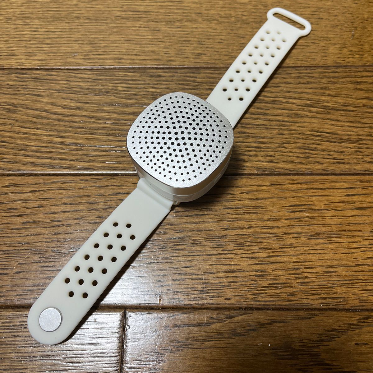 Bluetooth のスピーカーの腕時計　携帯用無線　USBの充電を支えるスマートなブレスレットのスピーカーの手首の音楽プレーヤー