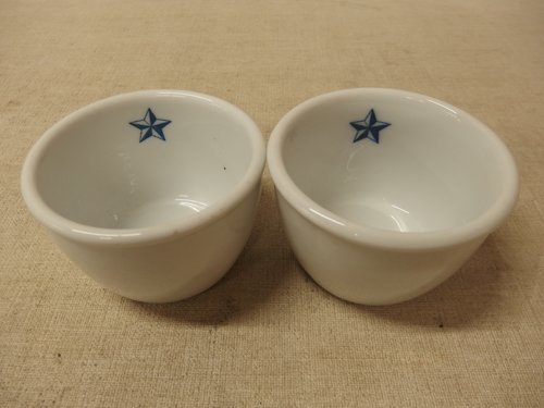 0930348w【旧日本軍 名陶 軍用食器 2点/鉢】昭和レトロ 星マーク/φ10.3×H6.8cm、φ10.6×H[7cm程度/中古品_画像1