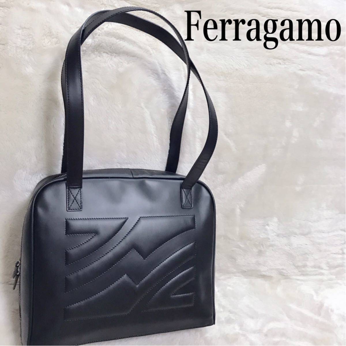 Salvatore Ferragamo ヒール 型押し レザー ショルダーバッグ