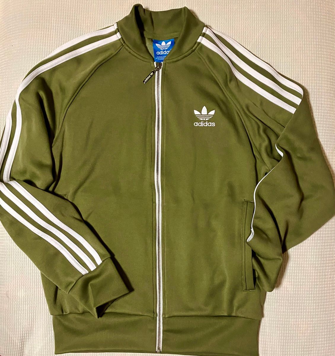adidas アディダス 3本線 トラックジャケット ジャージ カーキ M adidas アディダス 3本線 トラックジャケット ジャージ カーキ M