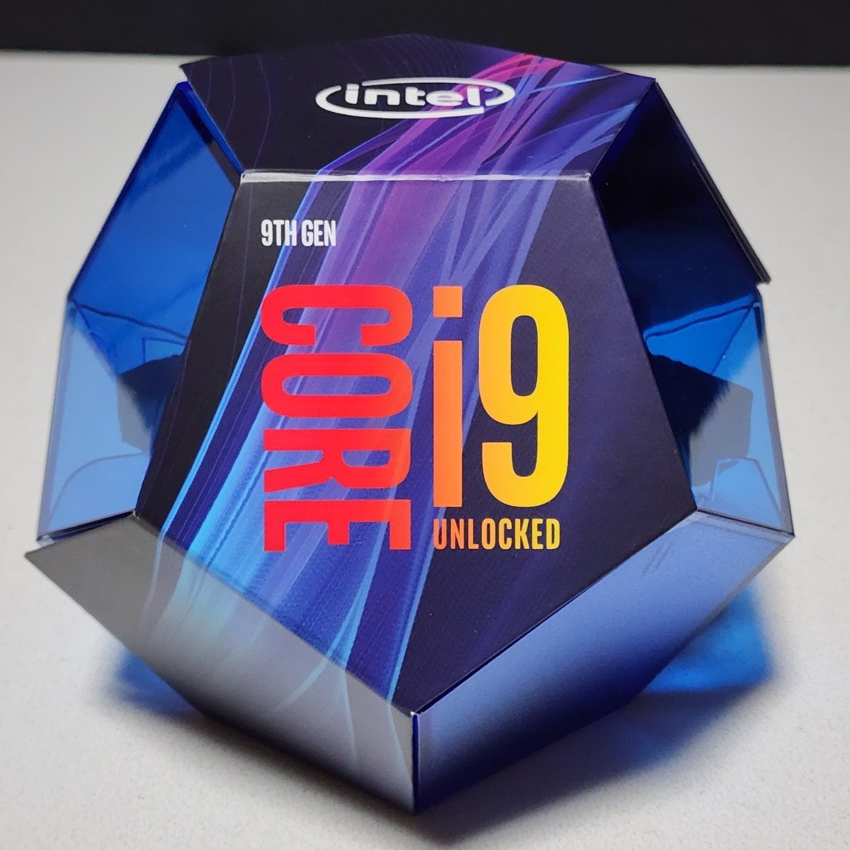 CPU Intel Core i9 9900K 3 6GHz 8コア16スレッド CoffeeLake PCパーツ