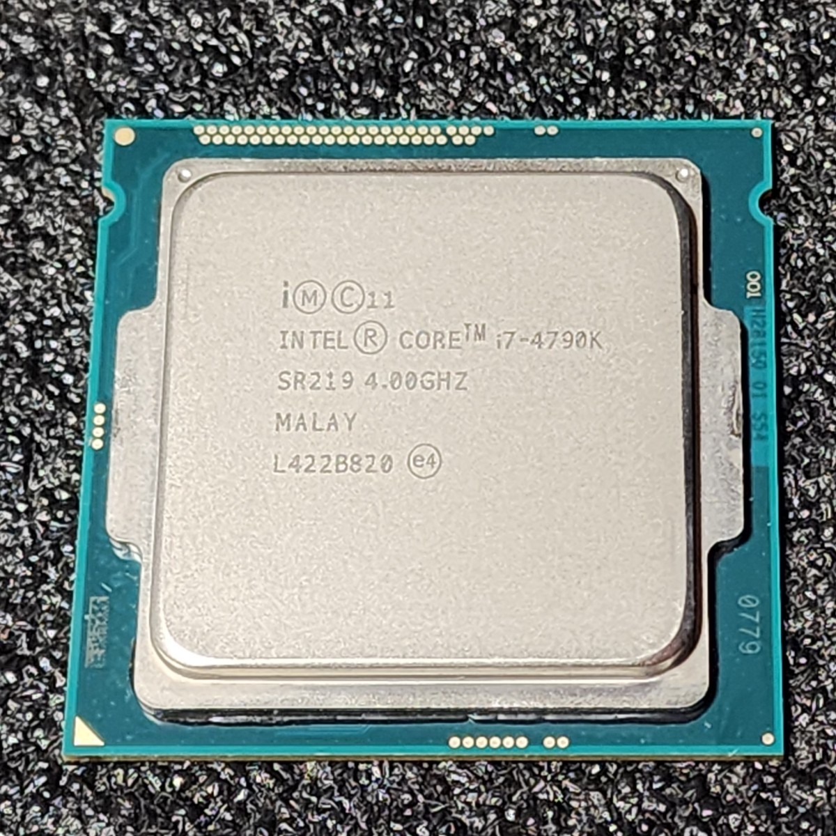 本物の CPU Intel Core i7 4790K 4.0GHz 4コア8スレッド Haswell PC