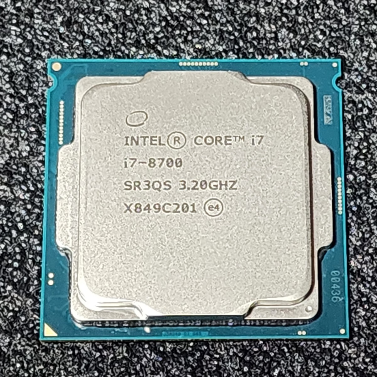 CPU Intel Core i7 8700 3.2GHz 6コア12スレッド CoffeeLake PCパーツ インテル 動作確認済み