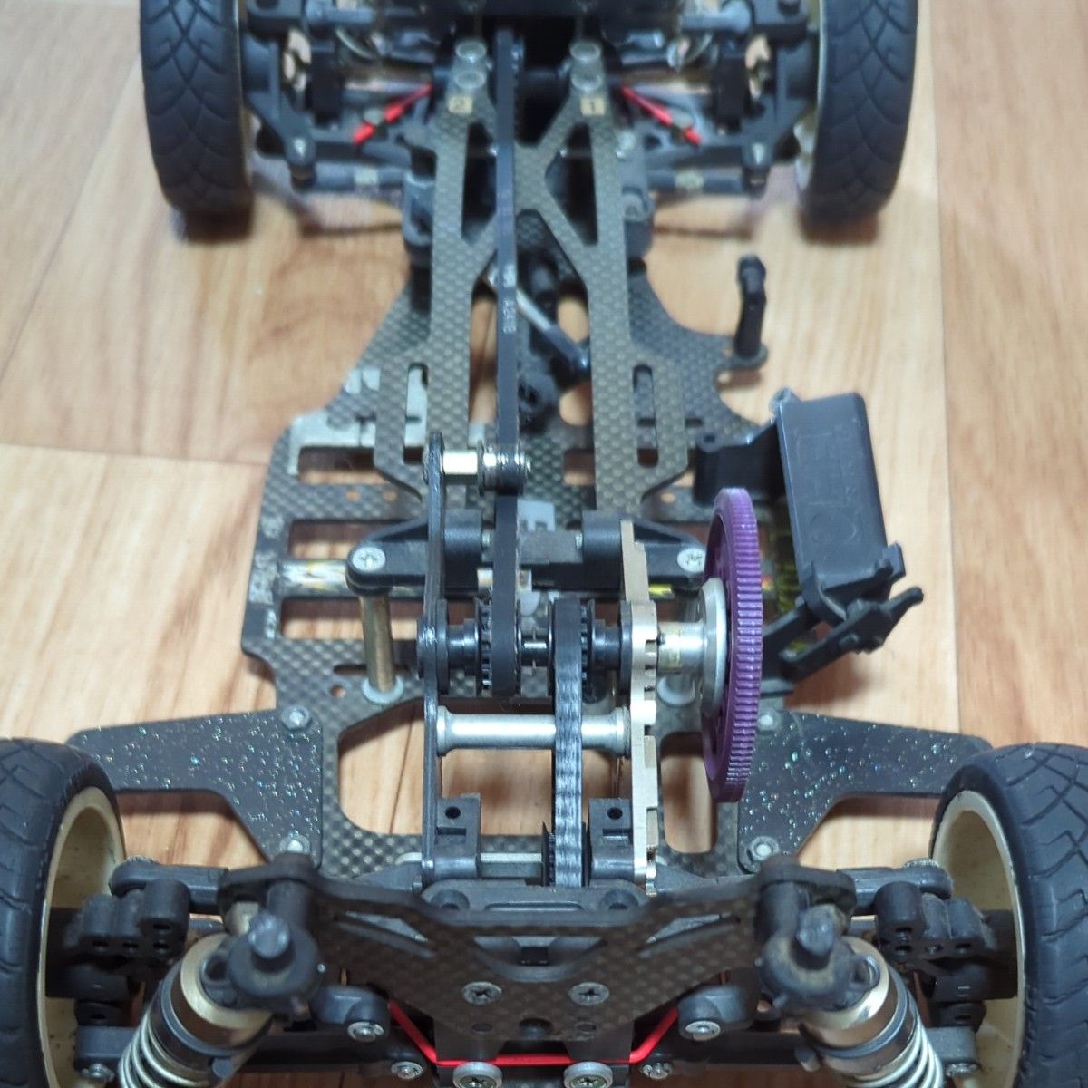 HPI RS4 pro 10/1ラジコン シャーシ カーボン パーツ取りに HPI RS4 pro 10/1ラジコン シャーシ カーボン パーツ取りに