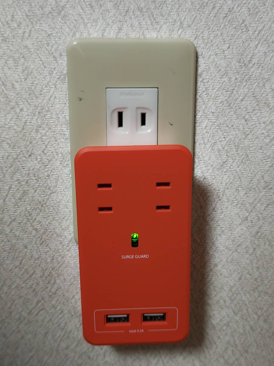 Fargo SATI COLOR 充電器 直挿し 電源タップ スマホ USB 充電 コンセント オレンジ CT221OR 4個口_画像3