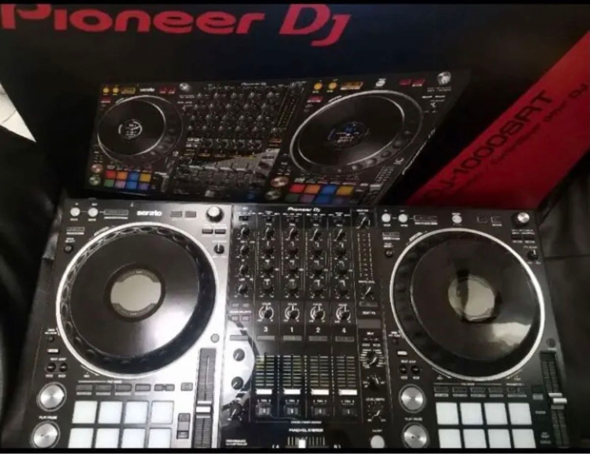 【美品】DDJ1000 SRT serato Pioneer DJコントローラー