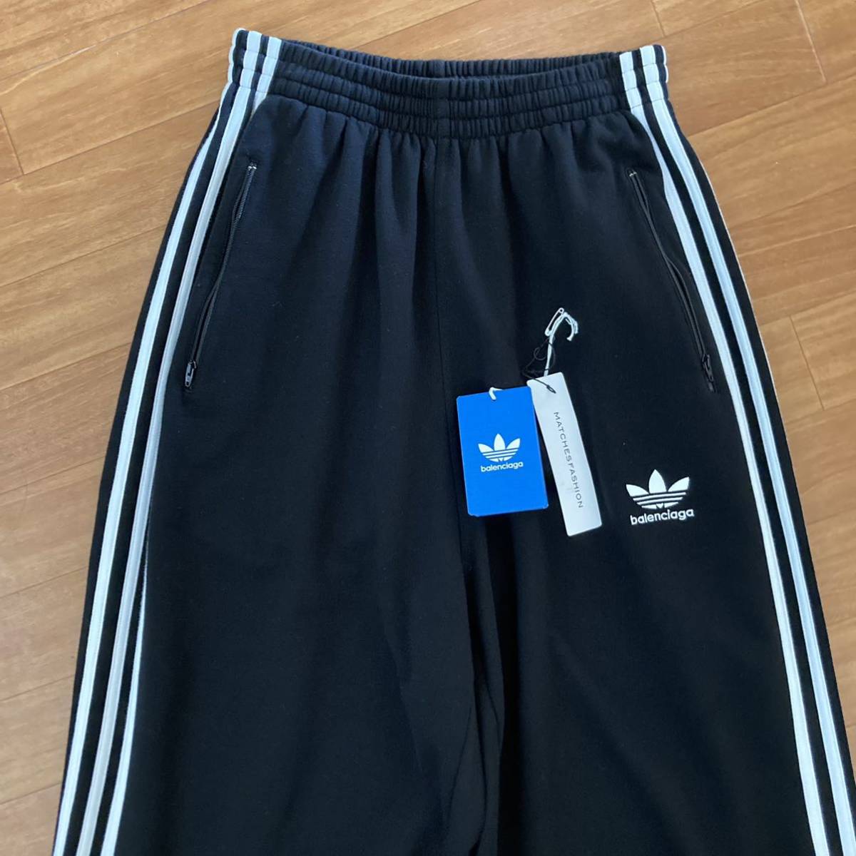 BALENCIAGA ADIDAS 23ss バギー スウェットパンツ Sサイズ BALENCIAGA ADIDAS 23ss バギー スウェットパンツ Sサイズ