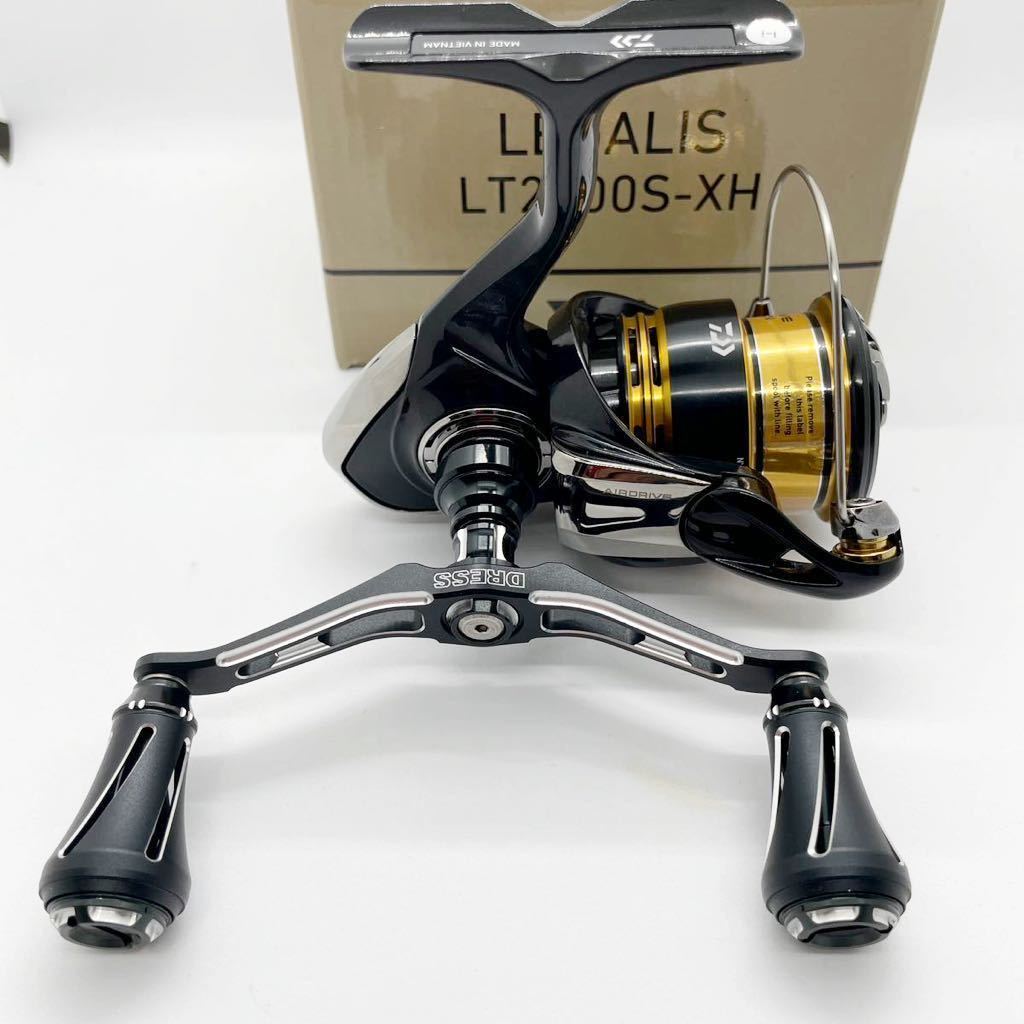 ダイワ レガリスLT2500S-XH ドレスダブルハンドル100mm 新品未 ダイワ レガリスLT2500S-XH ドレスダブルハンドル100mm 新品未