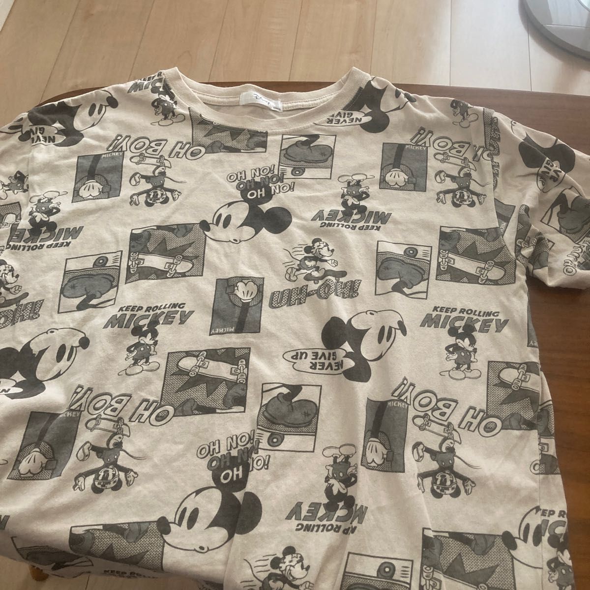 ディズニー　Disney  半袖Tシャツ