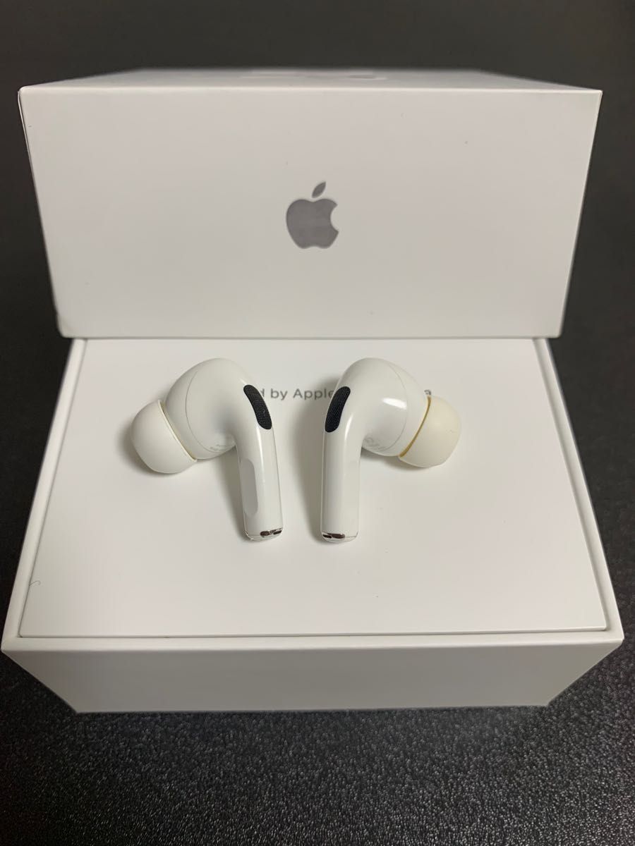 極美品】Apple純正 AirPods pro 第1世代 充電ケース-