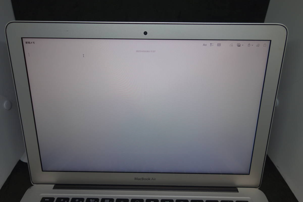 超目玉枠】 Early Air MacBook (554) 2015 i5 Core Intel 4GB 1.6GHz
