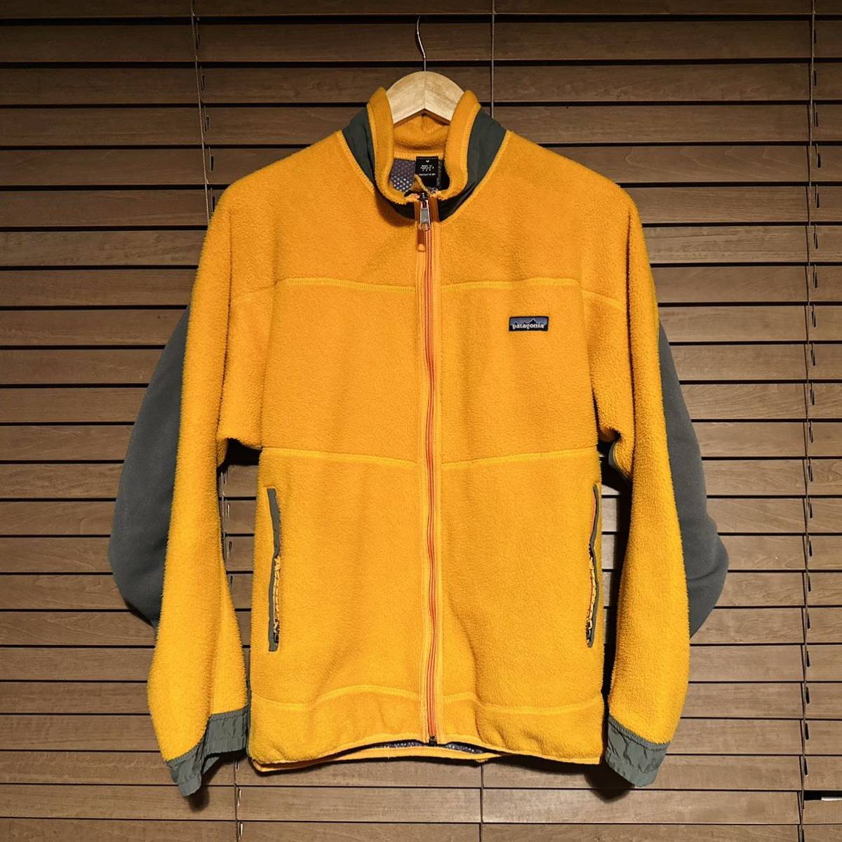 大人女性の パタゴニア patagonia パーシャルエクリプス R4 R3 R2