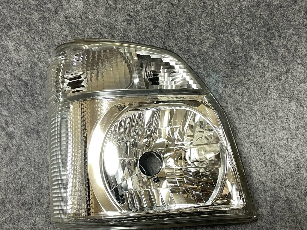 3233)送料無料 DA16T キャリィ 右 ヘッドライト ユニット 3233)送料無料 DA16T キャリィ 右 ヘッドライト ユニット